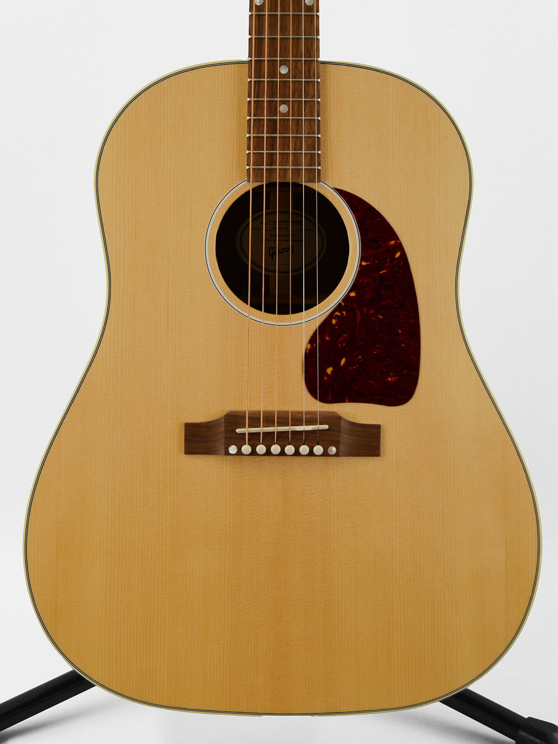 Gibson J-45 Studio Walnut (Satin Natural)