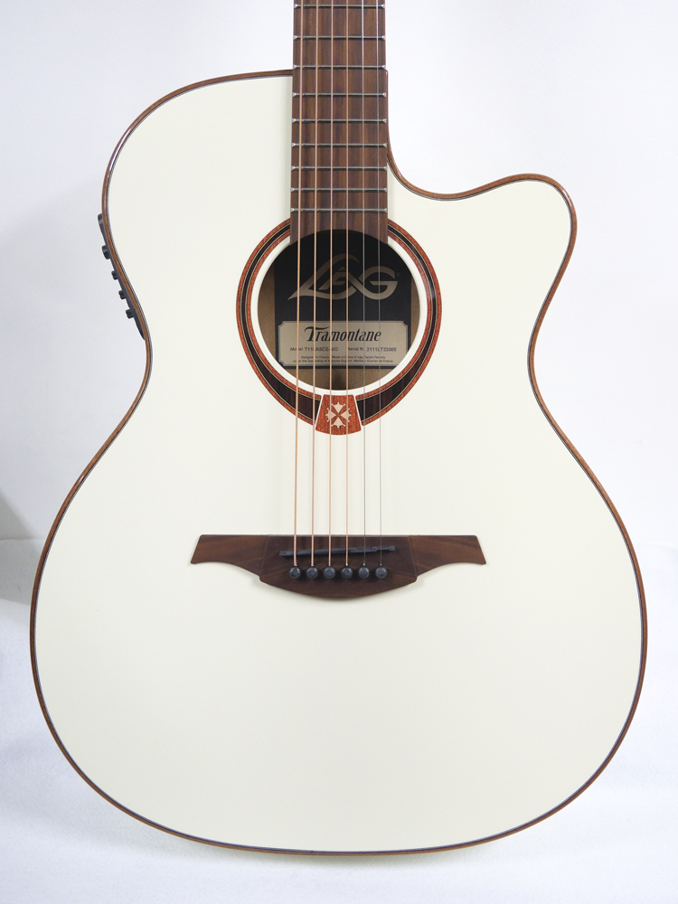 LAG Guitars Tramontane T118ASCE (Ivory) (エレアコ)
